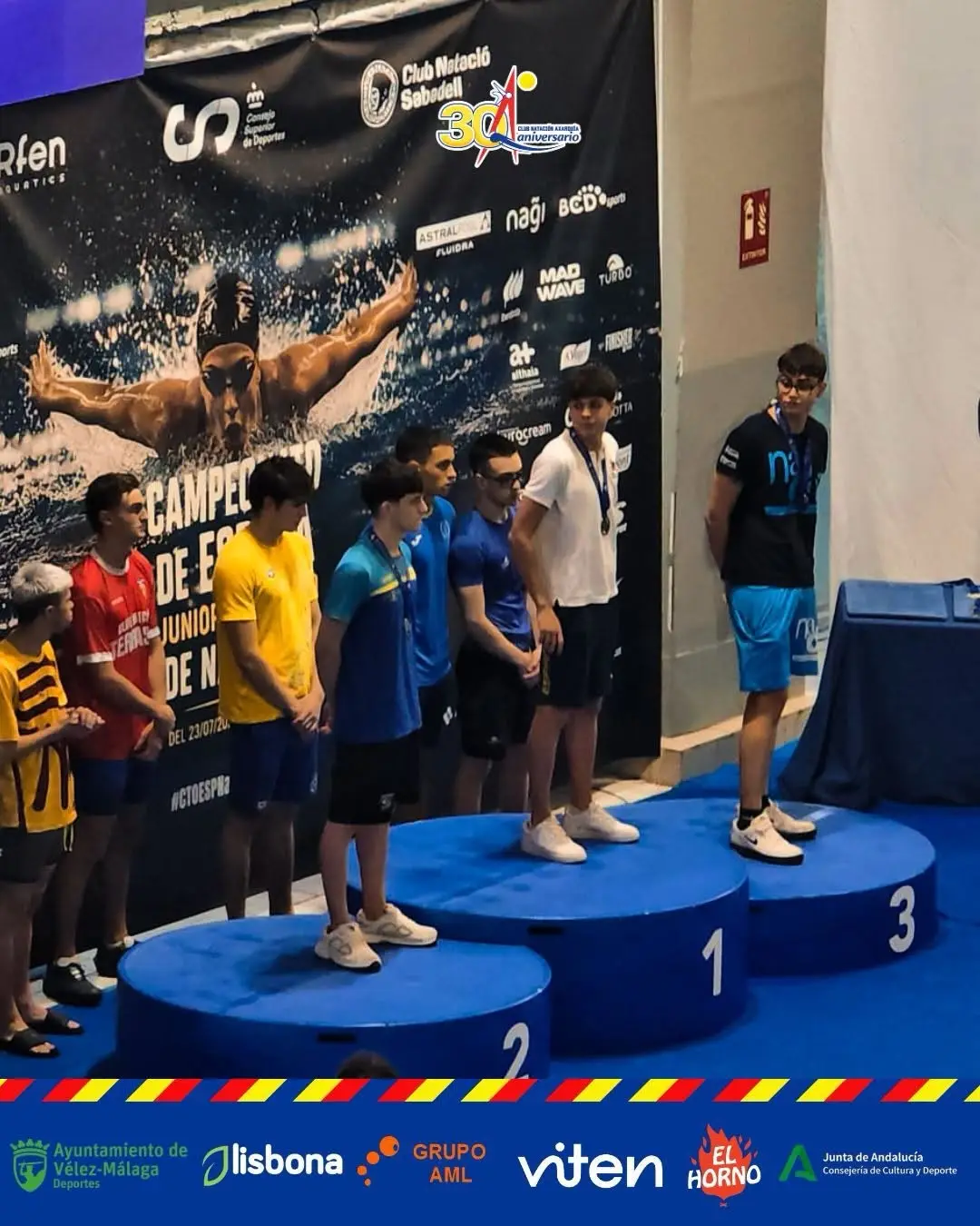 Club Natación Axarquía: imagen reciente del equipo 14
