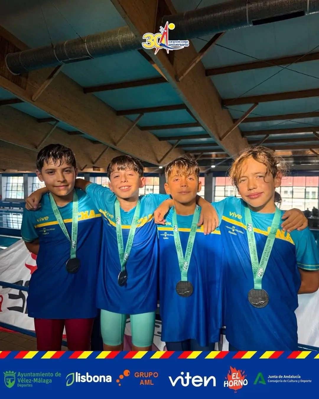 Club Natación Axarquía: imagen reciente del equipo 23