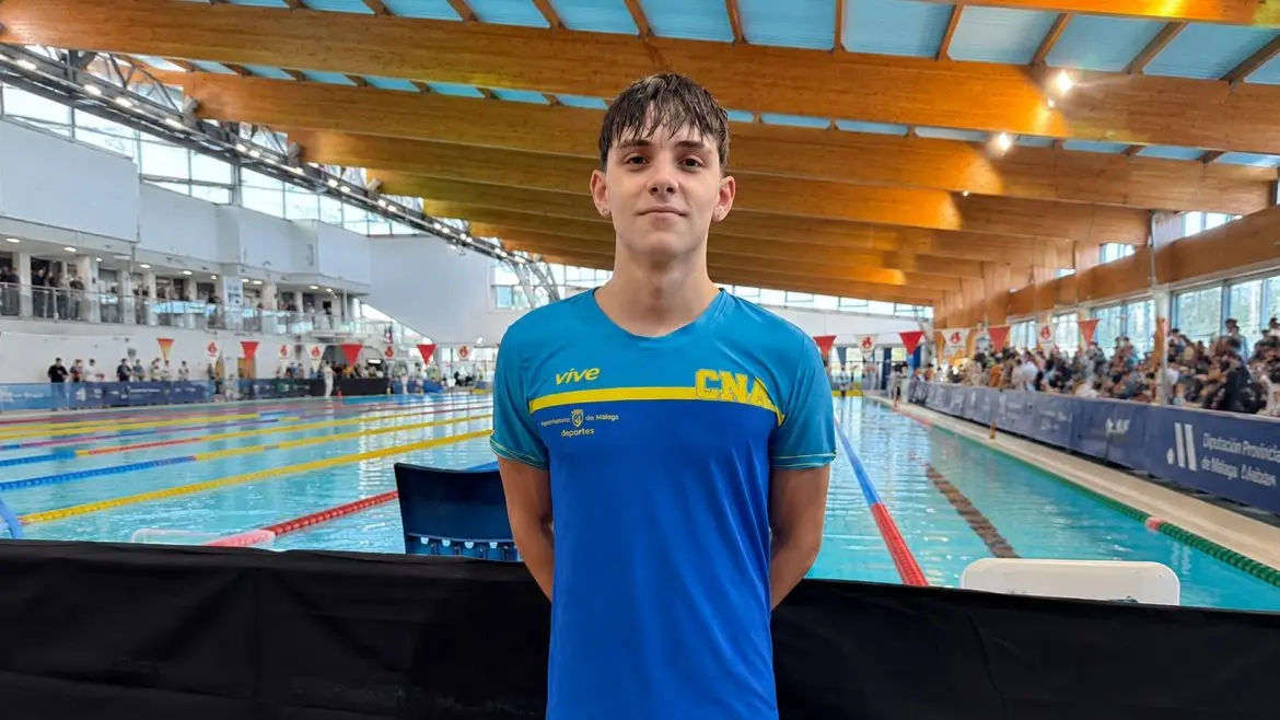 Nadador del CNA, doble campeón de España júnior de verano en Sabadell 2026